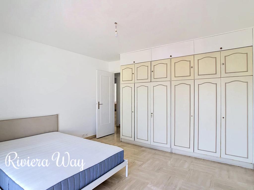 3 room apartment in Cannes, photo #4, listing #106151052