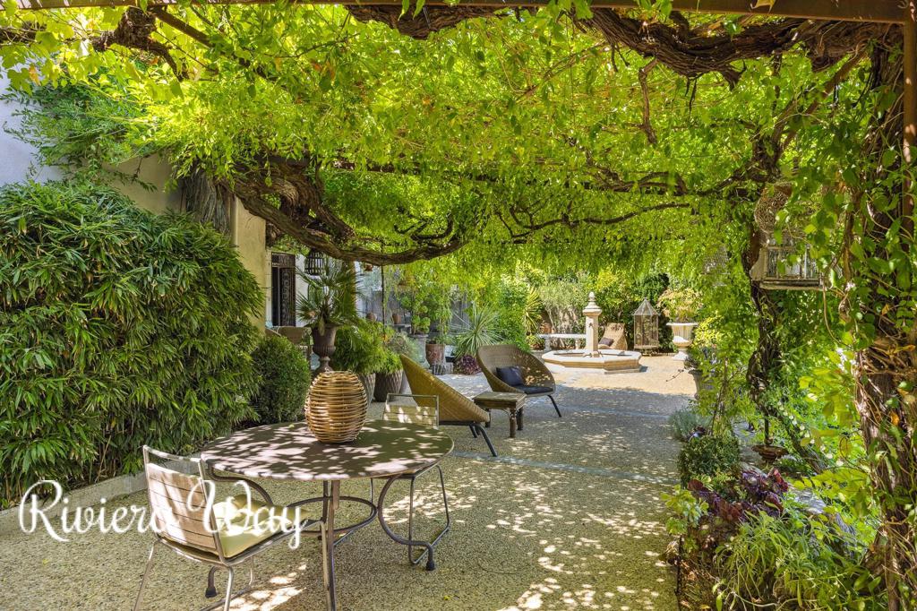 9 room villa in Figanières, photo #8, listing #103689684
