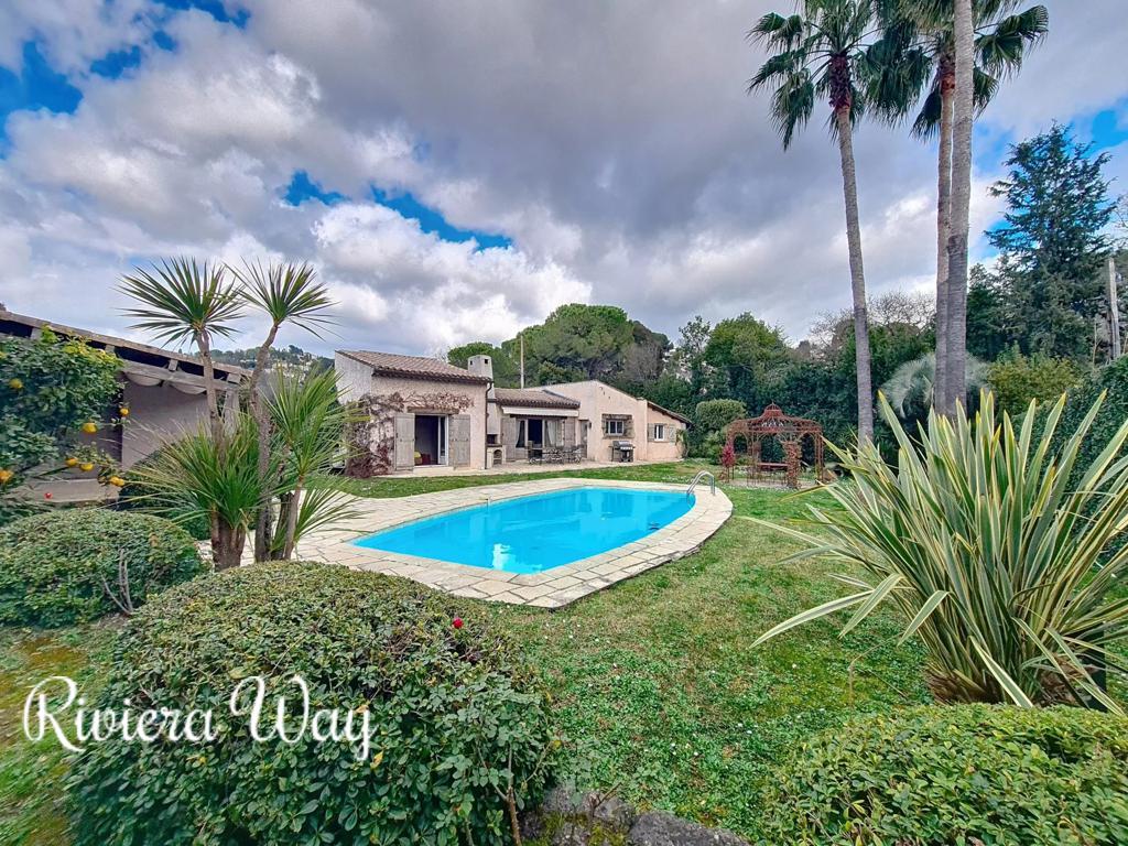 6 room villa in Mougins, photo #1, listing #101957478