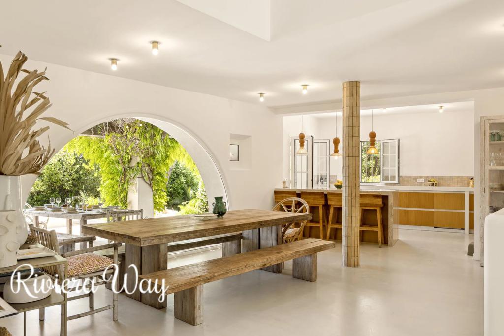 7 room villa in Saint-Paul-de-Vence, photo #4, listing #103169220