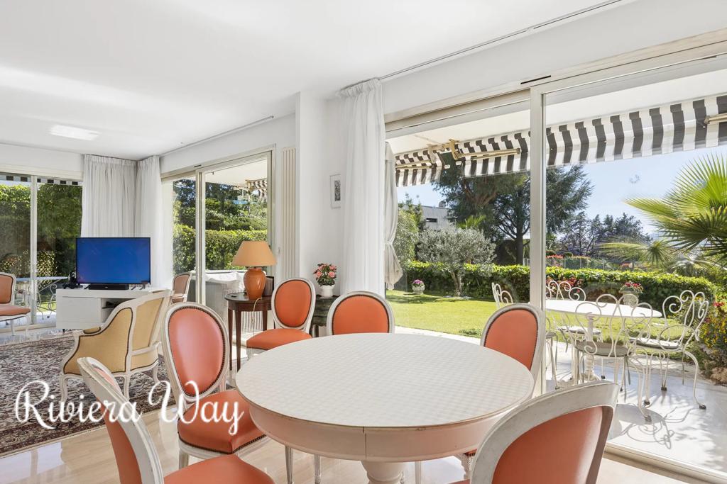 3 room apartment in Cannes, photo #8, listing #105951636