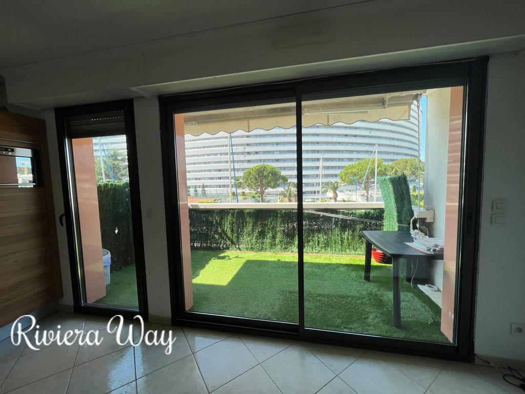 2 room apartment in Villeneuve-Loubet, 44 m², photo #2, listing #101545920