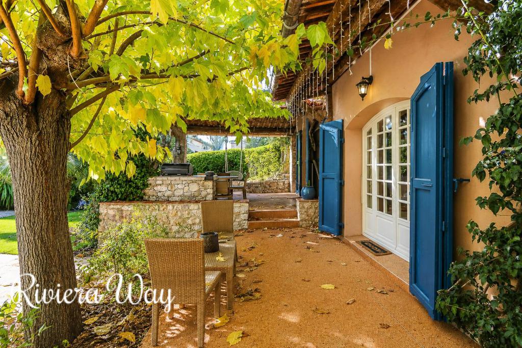 7 room villa in Villefranche-sur-Mer, 243 m², photo #2, listing #99251040