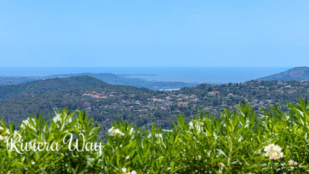 8 room villa in Speracedes, photo #2, listing #106233330