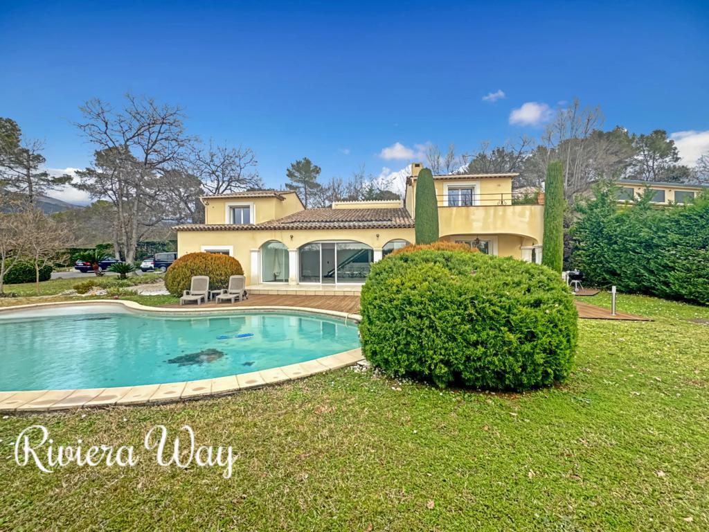 7 room villa in Roquefort-les-Pins, photo #6, listing #101646090