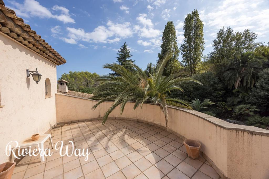 6 room villa in Mougins, photo #8, listing #107177154