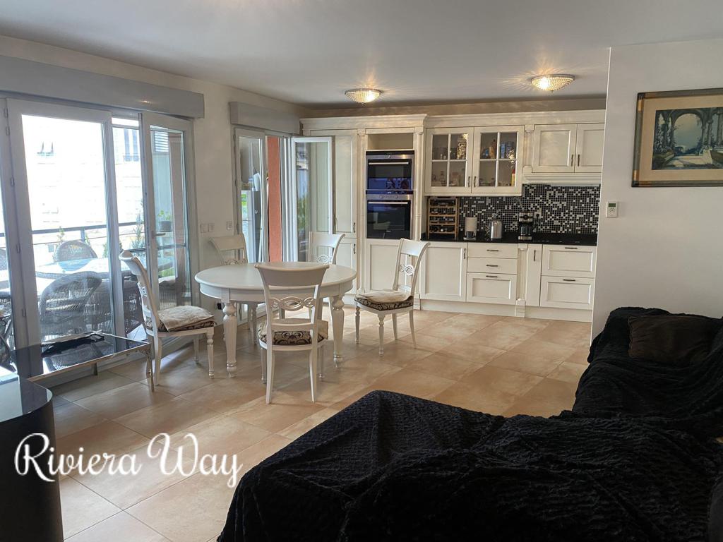 3 room apartment in Nice, 65 m², photo #1, listing #105967596