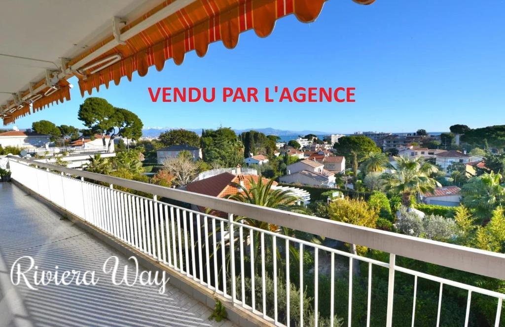 3 room apartment in Antibes, photo #1, listing #98582484