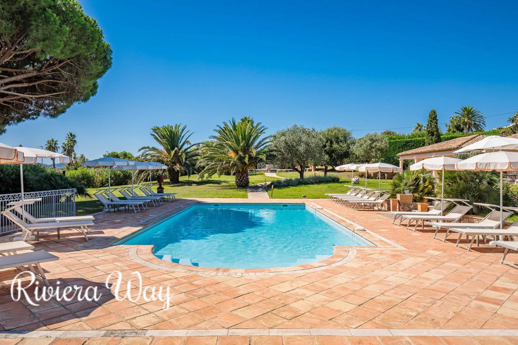 16 room villa in Grimaud, photo #6, listing #104480880