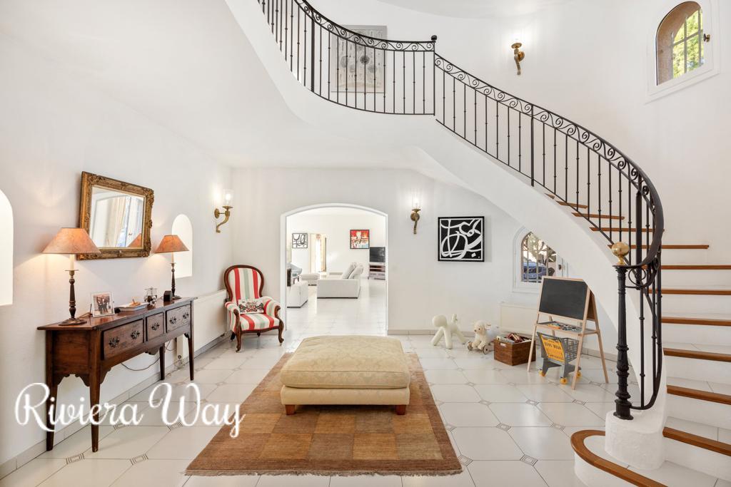 8 room villa in Mougins, 40 m², photo #6, listing #92296680
