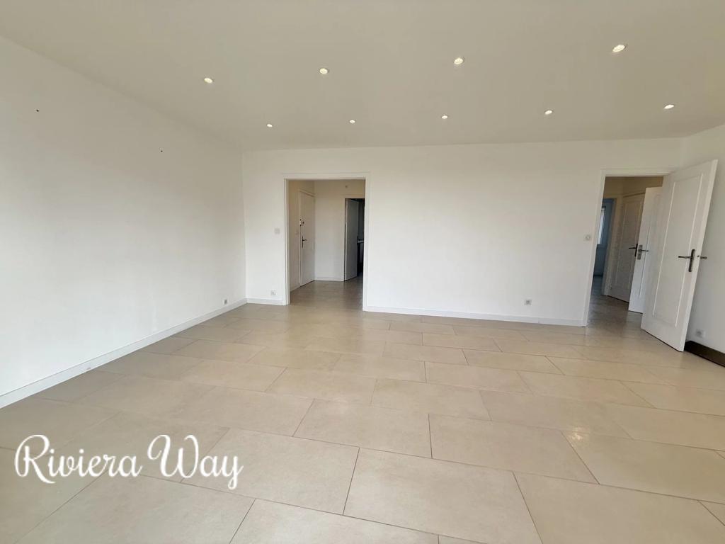 4 room apartment in Antibes, photo #6, listing #103061112