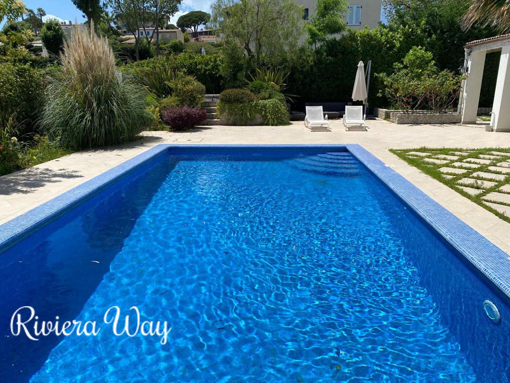 Villa in Villeneuve-Loubet, 310 m², photo #6, listing #106115478