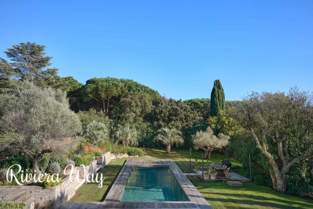 8 room villa in Saint-Tropez, photo #3, listing #81756528