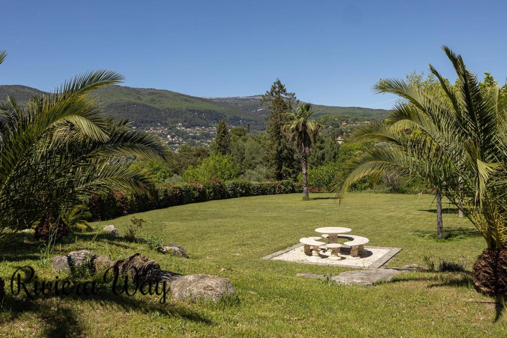 8 room villa in Grasse, photo #1, listing #99500898