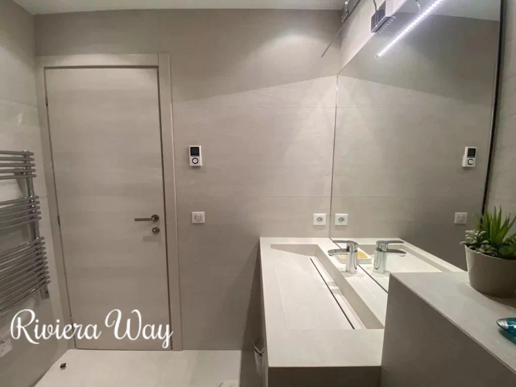 5 room apartment in Juan-les-Pins, photo #5, listing #104029716