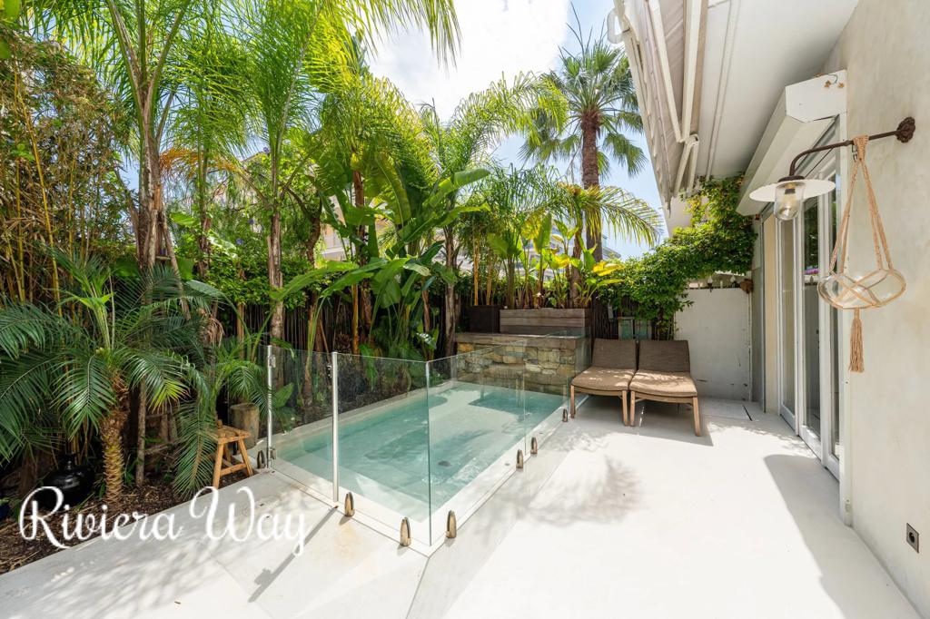 3 room apartment in Cannes, photo #2, listing #106830234