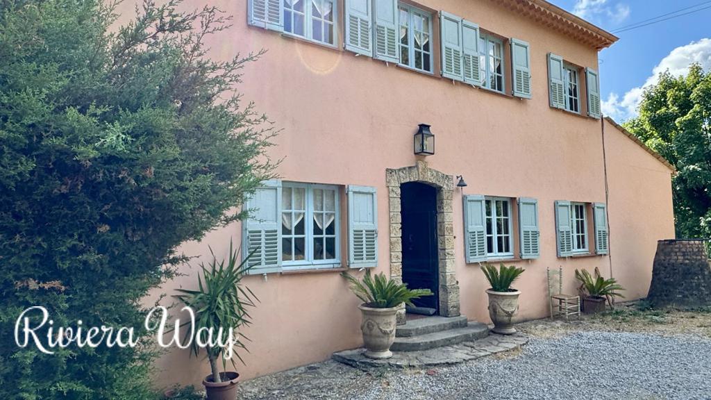 6 room villa in Grasse, photo #9, listing #103175478