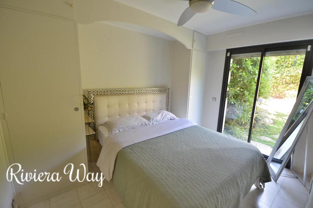 3 room apartment in Antibes, photo #8, listing #94526292