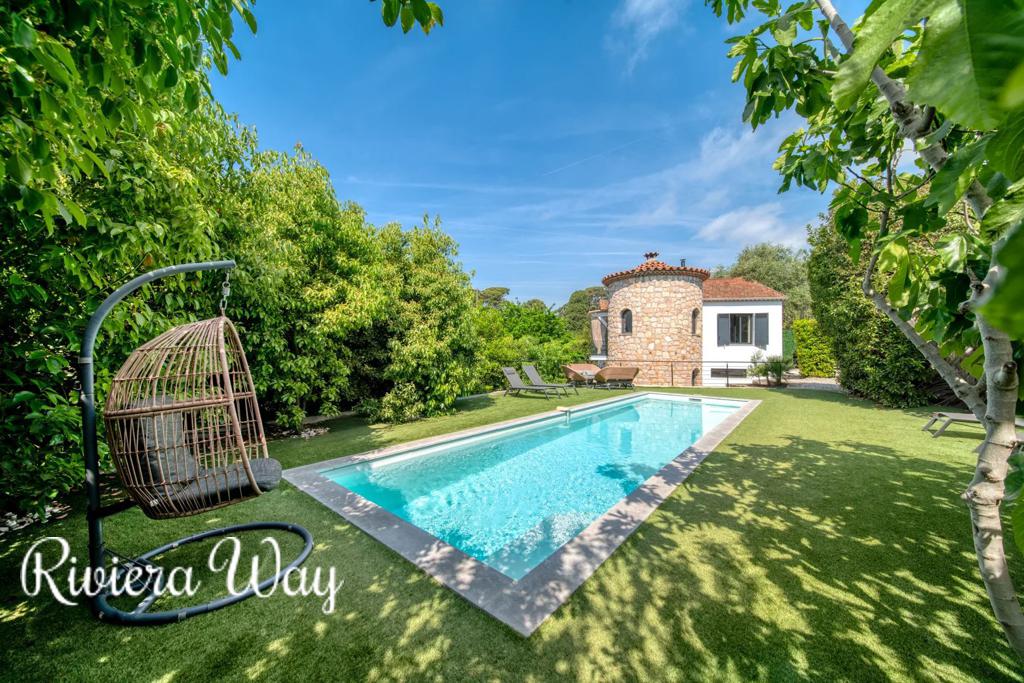 6 room villa in Cannes, photo #3, listing #106268862