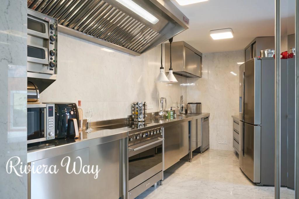 7 room villa in Agay, photo #10, listing #105669480