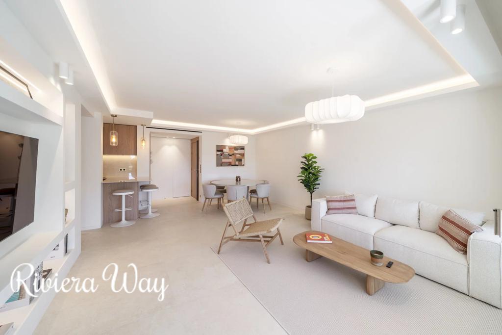 4 room apartment in Cannes, photo #6, listing #107086812