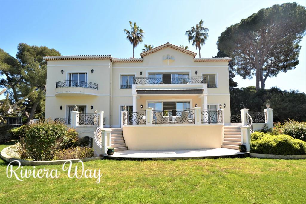 11 room villa in Cap d'Antibes, photo #4, listing #82342680
