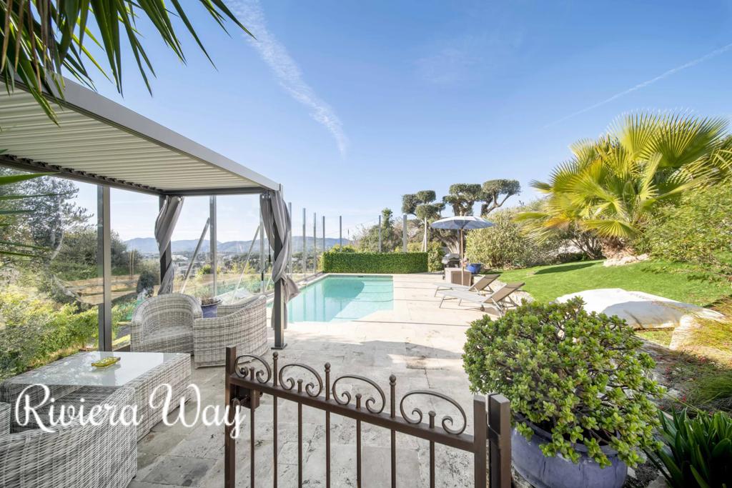 6 room villa in Mougins, photo #5, listing #101639202