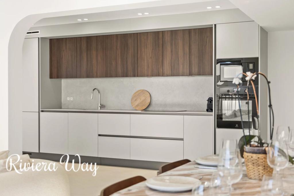 4 room apartment in Le Cannet, photo #5, listing #104301288
