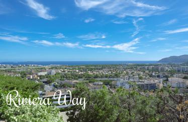 8 room villa in Mandelieu-la-Napoule