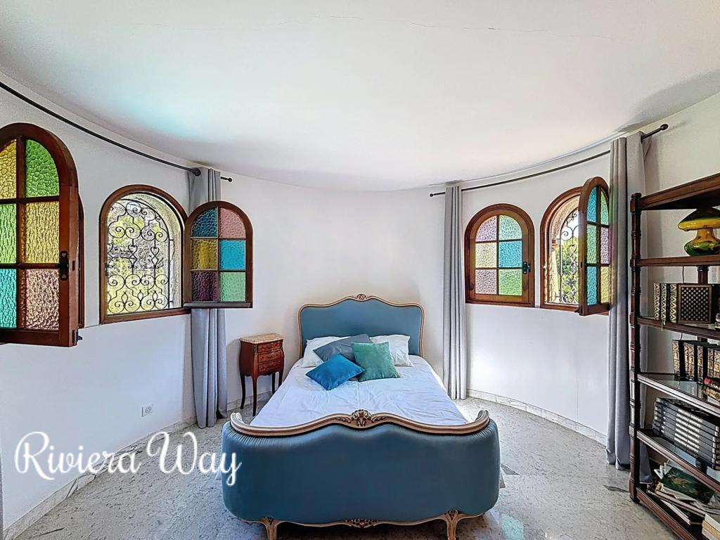 6 room villa in Cap d'Antibes, photo #10, listing #103879398