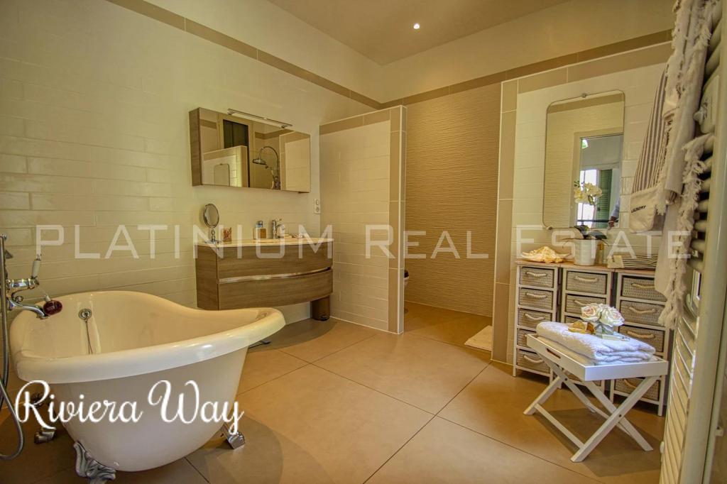4 room villa in Cap d'Ail, photo #7, listing #90785100