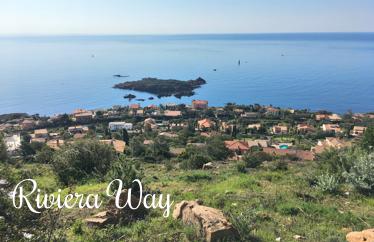 Development land in Agay