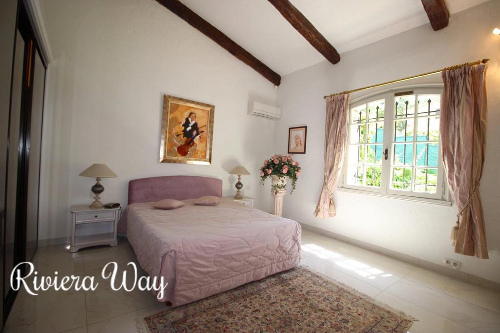 10 room villa in Vallauris, photo #8, listing #83427960