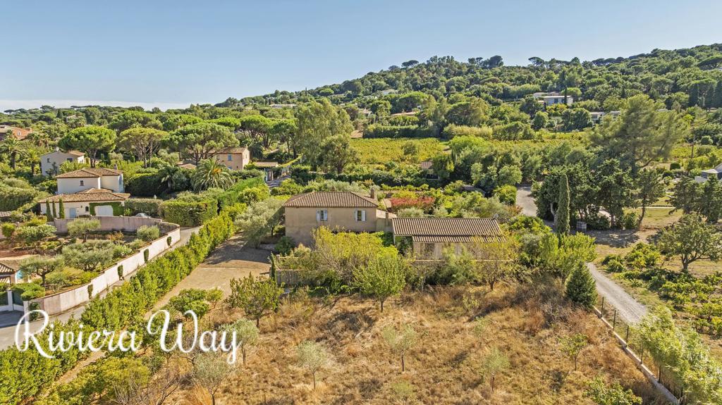 8 room villa in Saint-Tropez, photo #9, listing #104098176