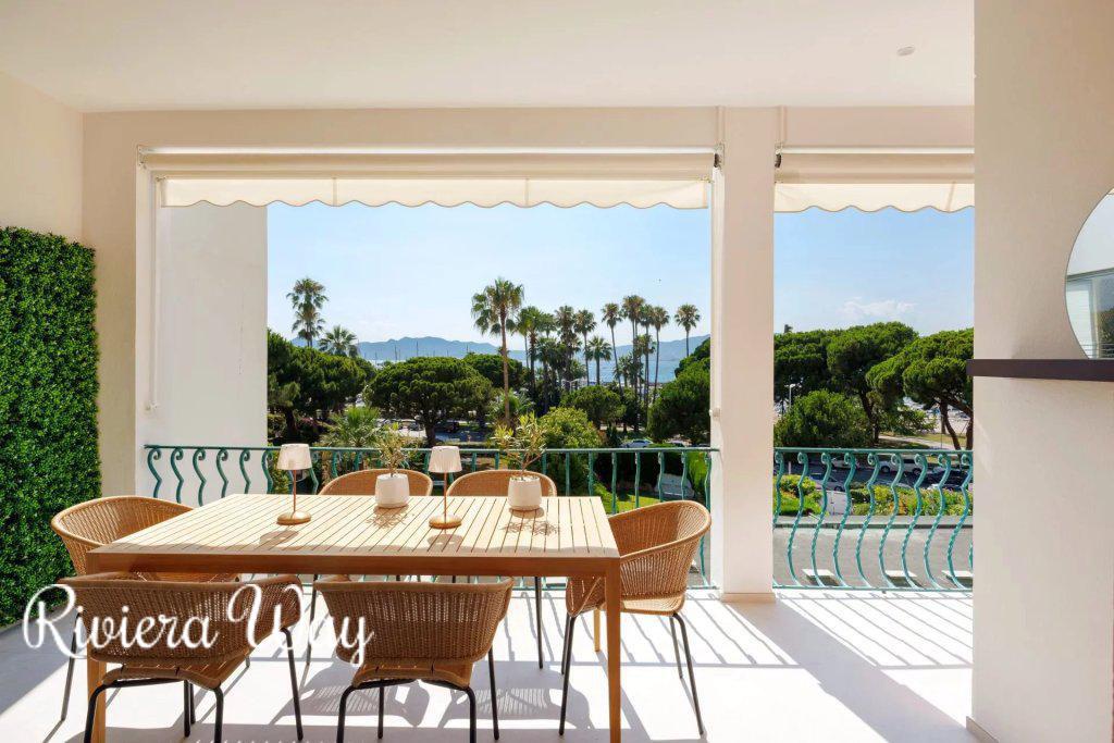 3 room apartment in Cannes, 90 m², photo #2, listing #103219452