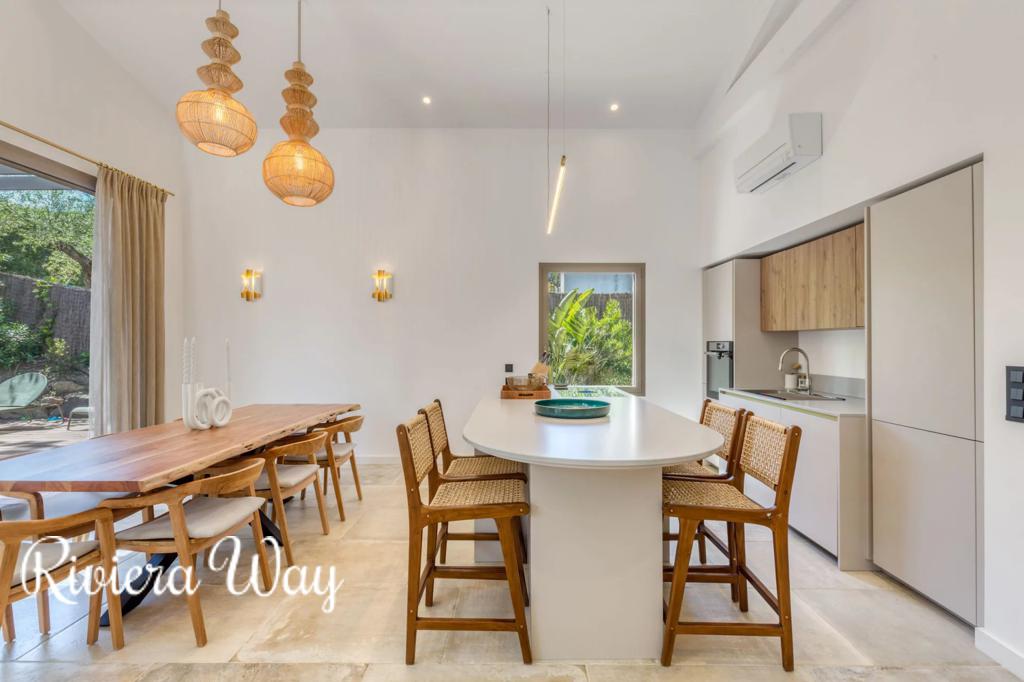 6 room villa in Saint-Tropez, photo #6, listing #104969382