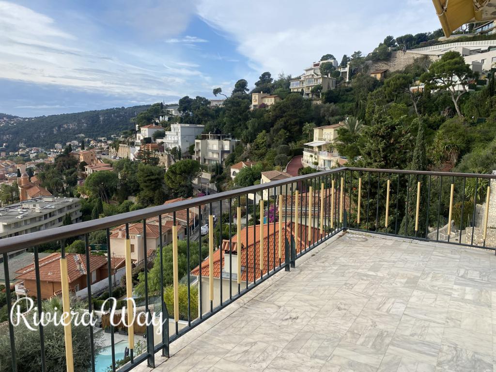 Apartment in Villefranche-sur-Mer, photo #3, listing #91612374
