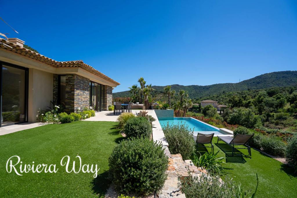 5 room villa in Le Plan-de-la-Tour, photo #2, listing #106343160