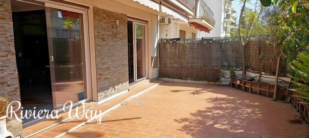 5 room apartment in Cannes, photo #8, listing #106789158