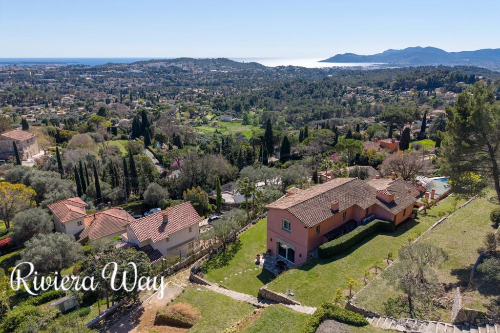 7 room villa in Mougins, photo #9, listing #106050336