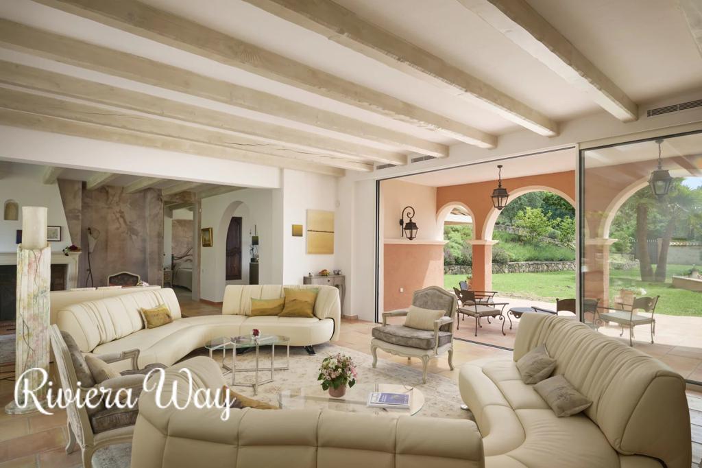 10 room villa in Cannes, photo #4, listing #105737940