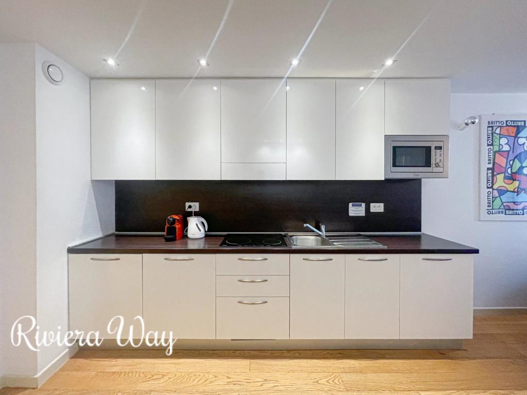 3 room apartment in Cannes, photo #9, listing #106248198