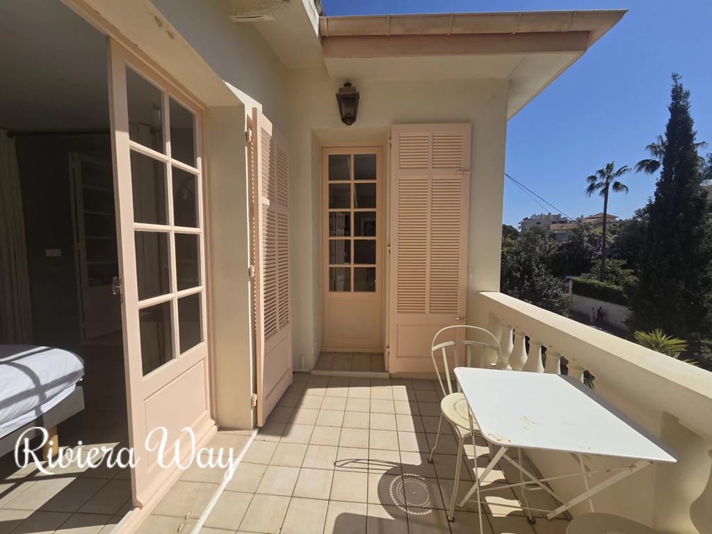 3 room apartment in Juan-les-Pins, photo #7, listing #103132638