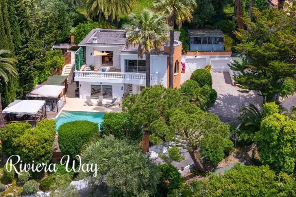 6 room villa in Le Cannet, photo #1, listing #106471470