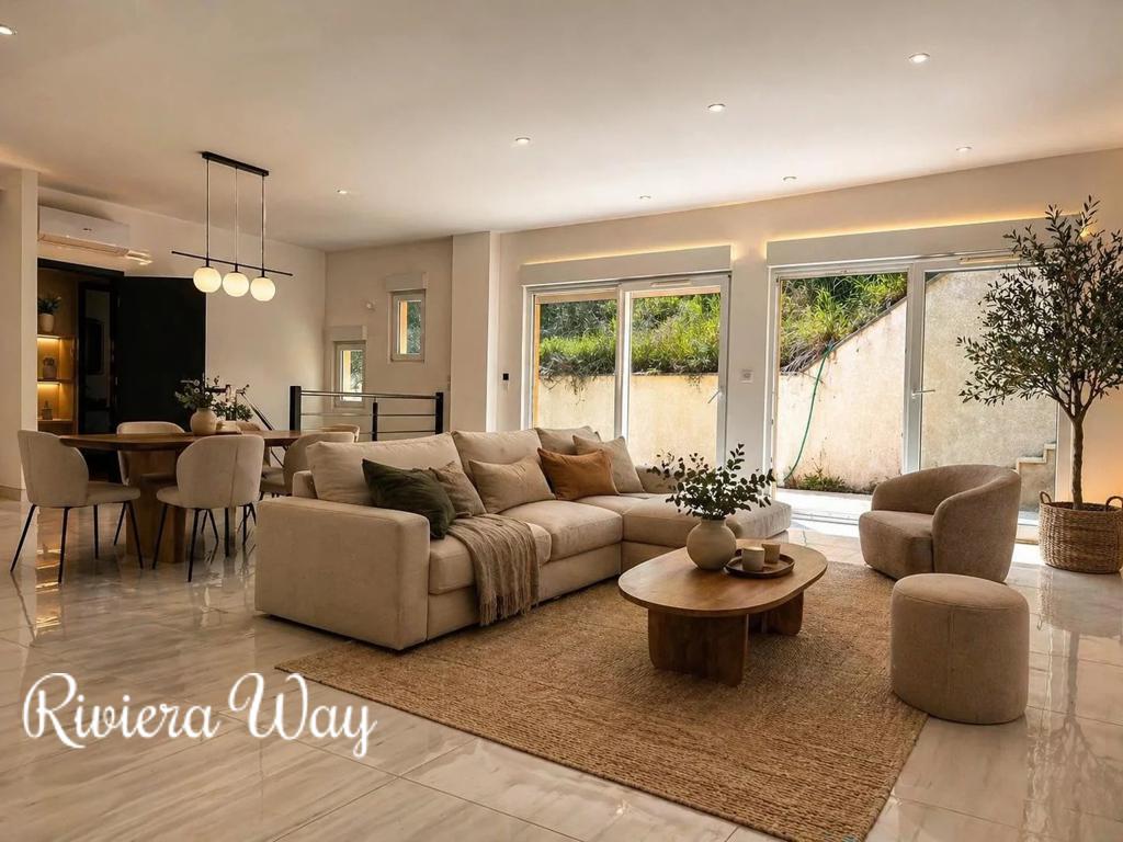 5 room villa in Mougins, photo #2, listing #103467336