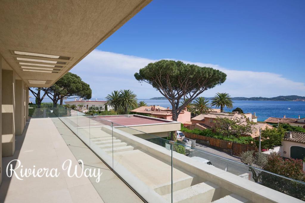 7 room villa in Sainte-Maxime, photo #5, listing #93290568