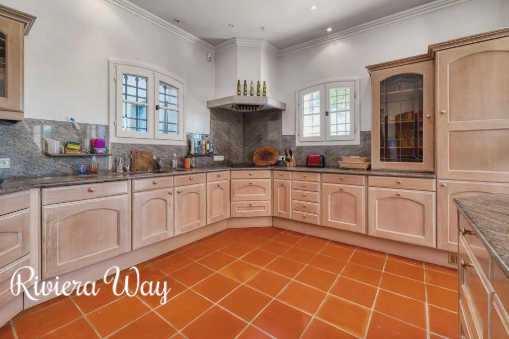 7 room villa in Biot, photo #9, listing #106571976