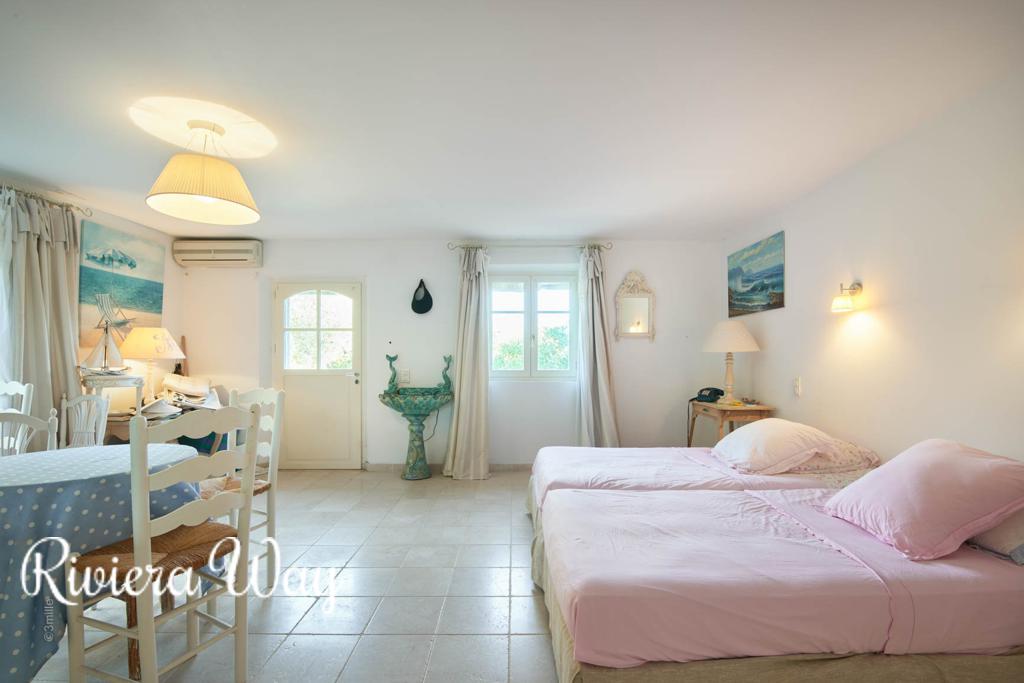 5 room villa in Ramatyuel, photo #8, listing #86857470
