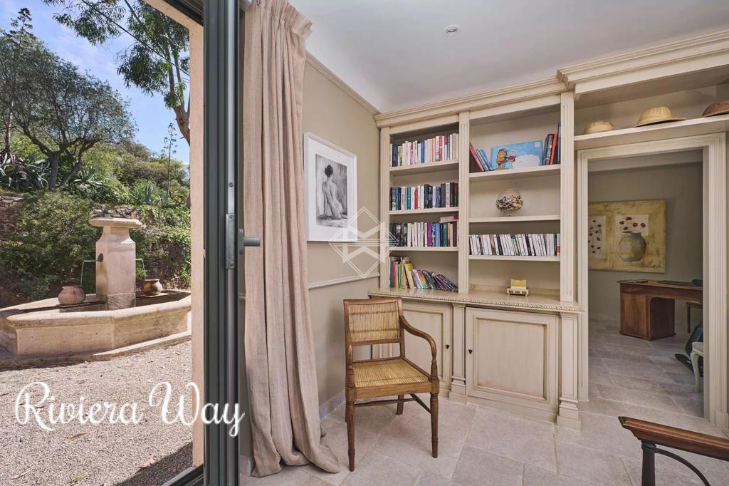 10 room villa in La Croix-Valmer, 340 m², photo #7, listing #105674730