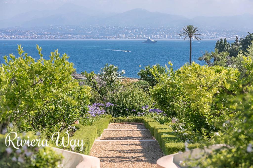 12 room villa in Cap d'Antibes, photo #6, listing #90758010